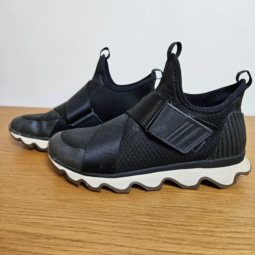 Sorel Kinetic Impact Strap Sneakers Black NL3374-01C Women's‎ 7.5 Slip-On